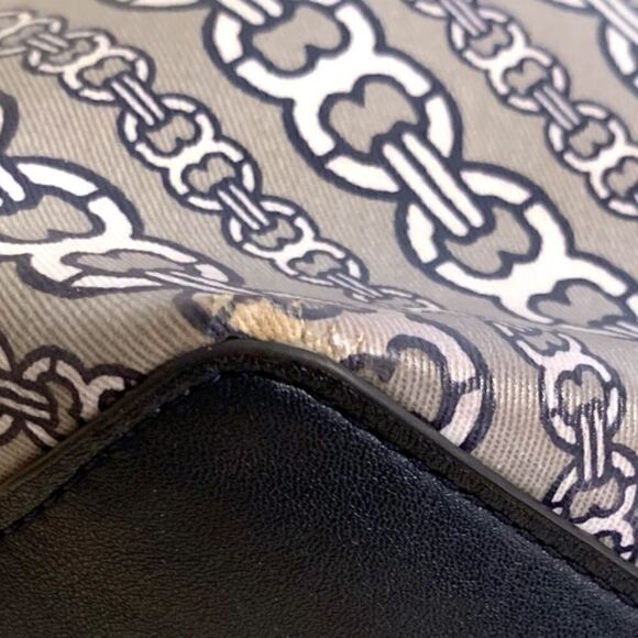 Tory Burch chain-link logo print tote - Picture 8 of 12